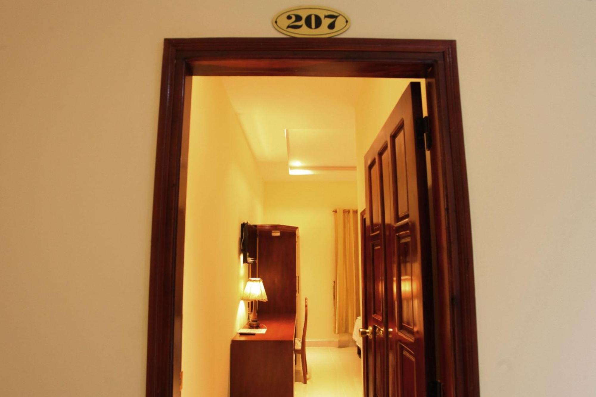 Nhat Minh 3* La Gi